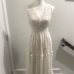 White Taylor lace sleeveless dress
